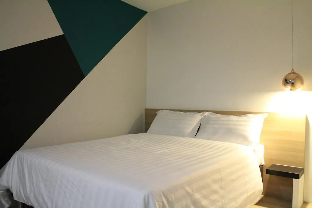 Dejaya Boutique Hotel Kuchai Lama Куала-Лумпур