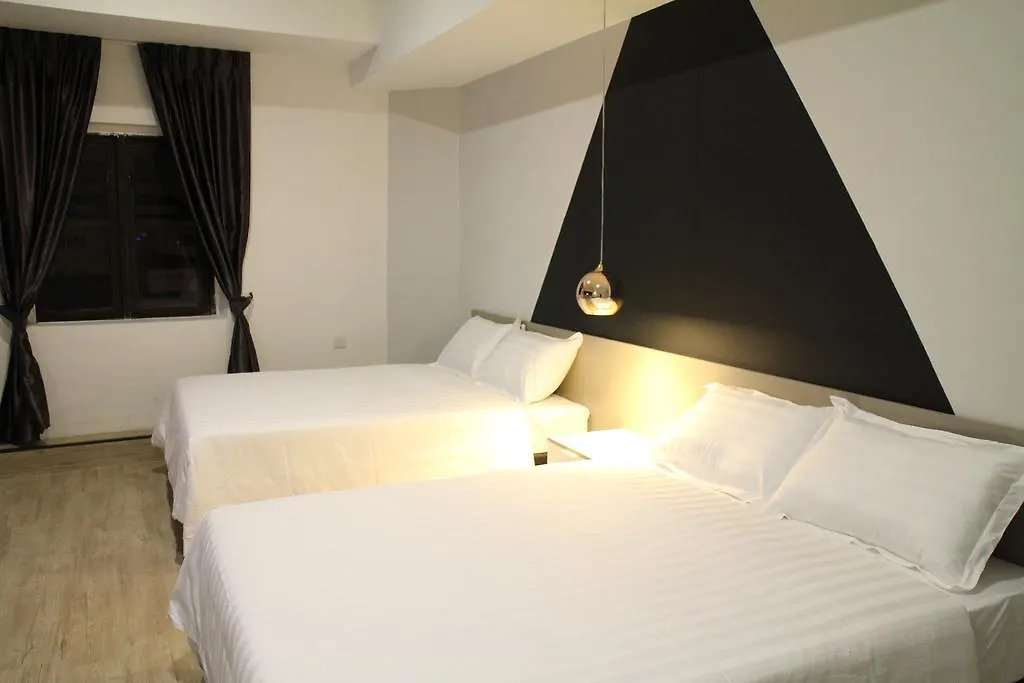 Dejaya Boutique Hotel Kuchai Lama Куала-Лумпур 2*,