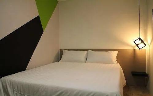 Dejaya Boutique Hotel Kuchai Lama Куала-Лумпур Малайзия