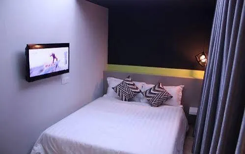 Dejaya Boutique Hotel Kuchai Lama Куала-Лумпур 2*,  Малайзия